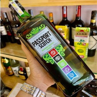 Passport Scotch Malt Whisky Chivas Brothers chai 1 lít x 12 chai thùng nhập khẩu