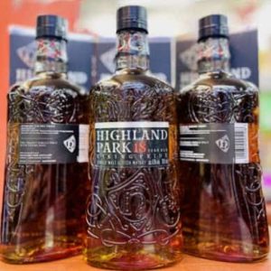 Highland Park 18 YO Viking Pride Whisky Scotland 43% vol chai 700ml