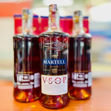 Martell VSOP Cognac Aged in Red Barrels Pháp