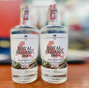 Gin Royal Sedang 1888 Botanicals Vietnam – Rượu Pháp 42,2% vol chai 500ml