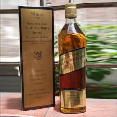 Rượu Whisky Lào Tiger Natural Blend