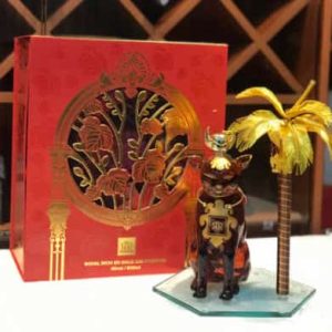 Brandy mèo cây cau vàng Royal Rich XO 40% vol 800ml