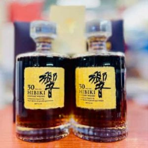 Hibiki Suntory Whisky 30 YO Nhật Bản 43% vol chai 700ml