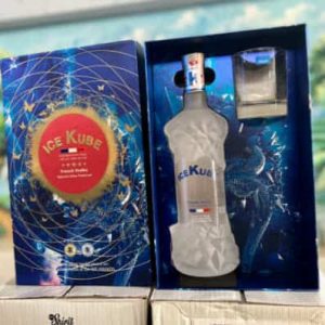 Ice Kube trắng – ultra premium vodka French 40% vol 750 ml