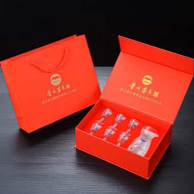 Bộ ly Mao Đài 6 chiếc và bình đựng rượu chính hãng hộp đỏ