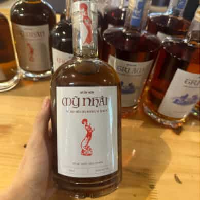 Rượu Mỹ Nhân Quây Sơn (nấm linh chi và thảo dược)