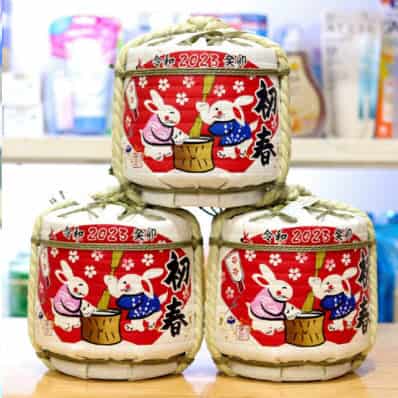 Sake thỏ giã bánh Hakushika Nhật Bản bình cối 1.8 lít