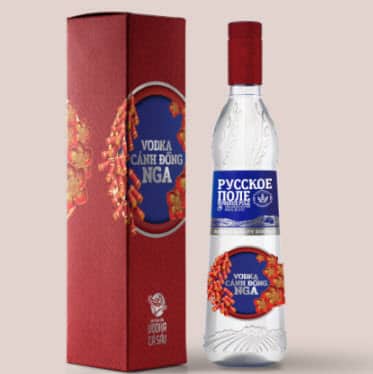 Rượu Cánh Đồng Nga xanh – Vodka Việt Nam bản tết 2023